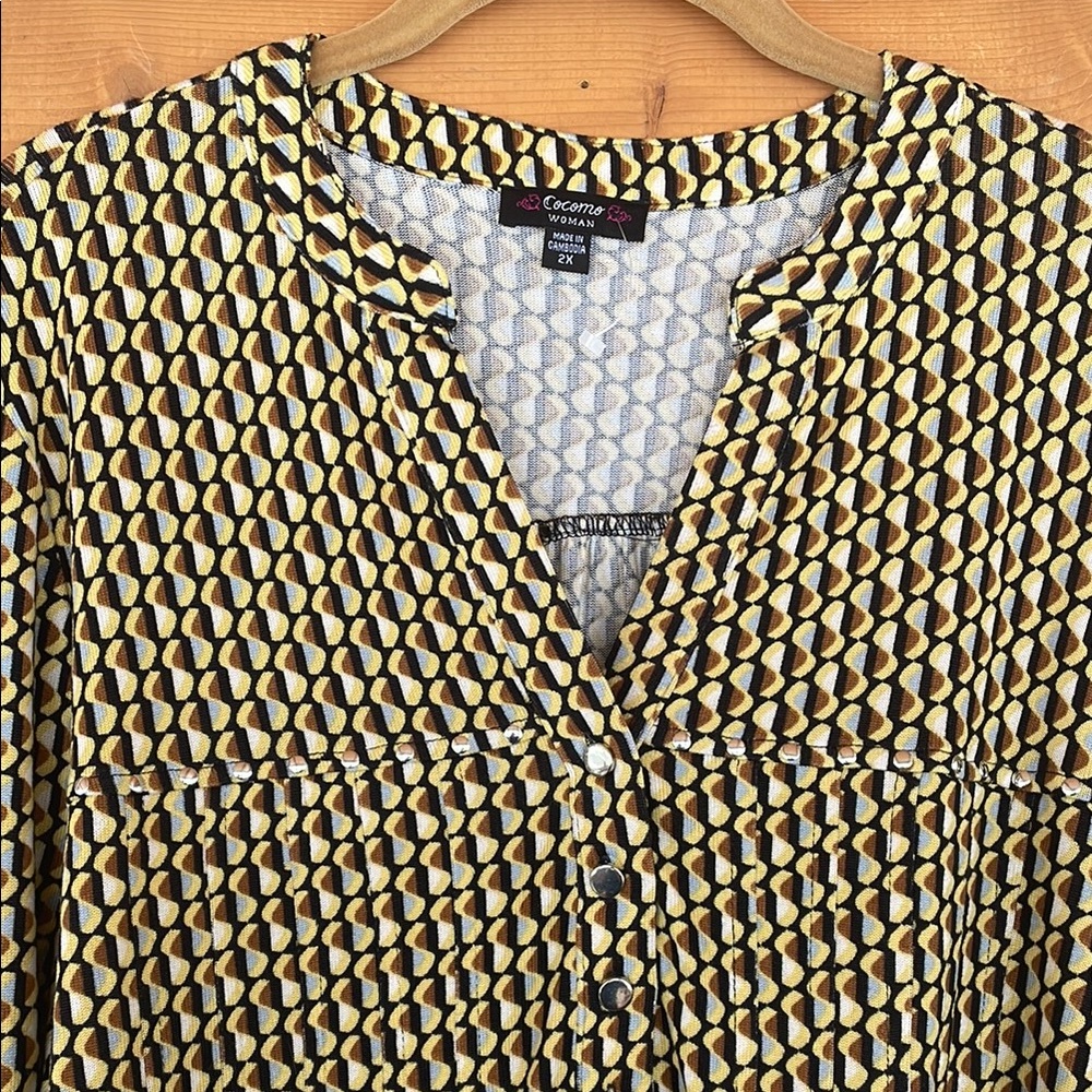 Cocomo Woman Geometric Patterned Women's Blouse. Plus Size 2X NWOT - Picture 10 of 12